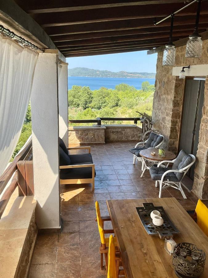Villa Stonehouse & Casa Al Sole E Al Mare à Nea Roda Extérieur photo