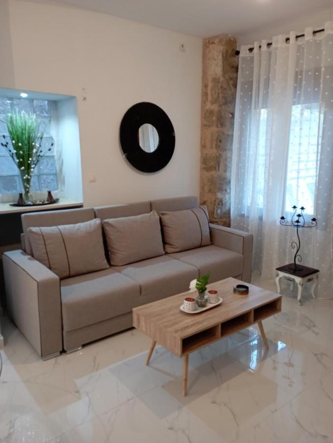 Villa Stonehouse & Casa Al Sole E Al Mare à Nea Roda Extérieur photo