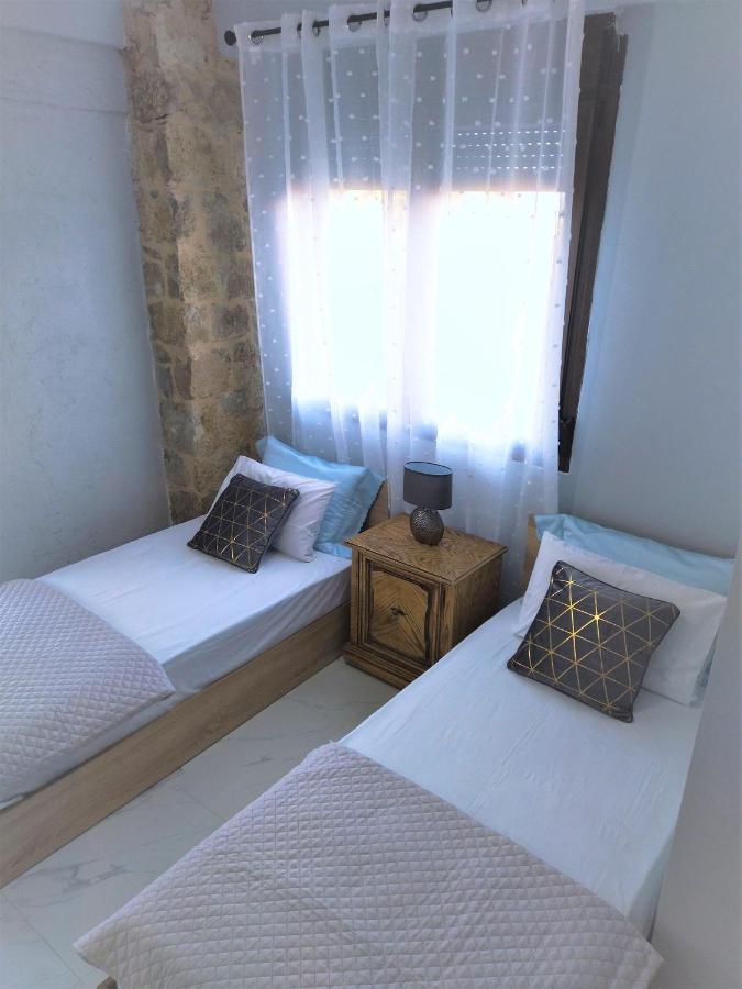 Villa Stonehouse & Casa Al Sole E Al Mare à Nea Roda Extérieur photo