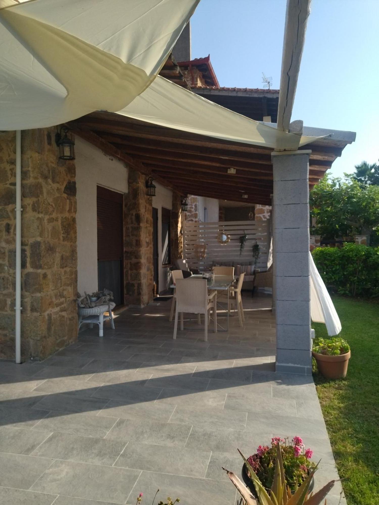 Villa Stonehouse & Casa Al Sole E Al Mare à Nea Roda Extérieur photo